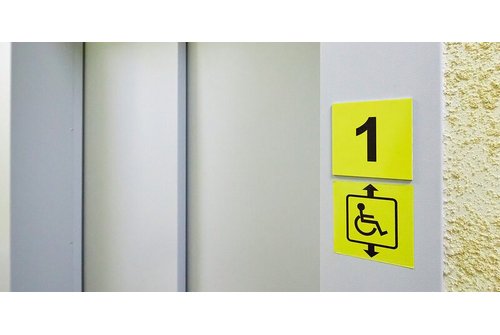 120 elevators for disabled people were installed in the entrances of Moscow in a year